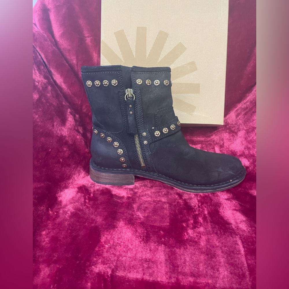 UGG Frabrizia Studs Boot